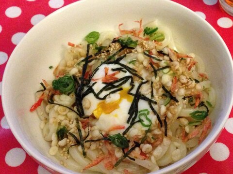 ズボラ飯！桜えびの天かけうどん♡